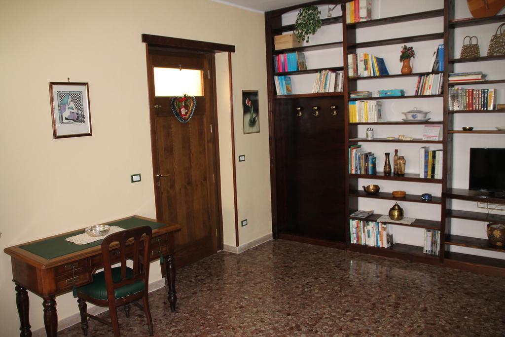 B&B A Casa Di Nonna Fondi Zewnętrze zdjęcie